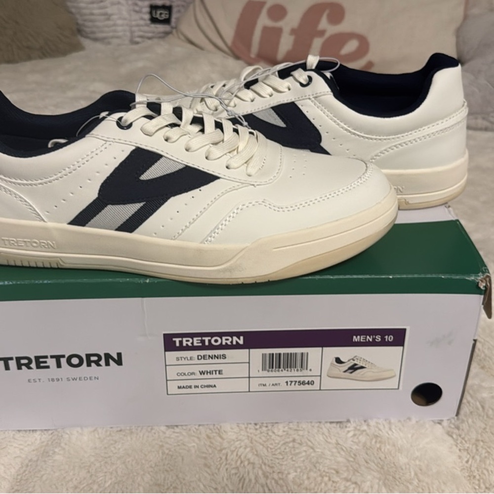 Tretorn Men's White and Black Sneakers